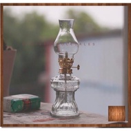 Lampu pelita minyak tanah/ Vintage kerosene lamp