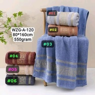 handuk mandi katun impor.lebar/tinggi 80cm.panjang 160cm handuk nya cepat nyerap air dan lebut.