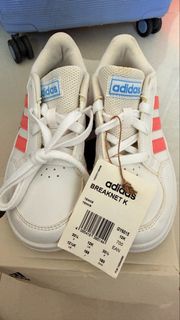 Adidas 波鞋