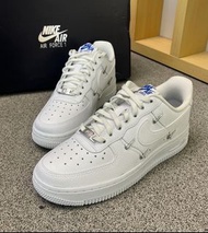 🎉原裝正品Nike Air Force 1 Low 07 LX ''Chrome Luxe‘’ 四鉤 純色 低幫板鞋 女款 白藍