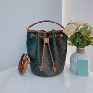 MS0827  Celine 思琳 凱旋系列 帆布包 棕色 金扣 Triomphe Canvas Brown x GHW