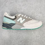 New Balance 999