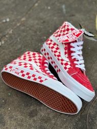 Vans off THE wall Matt in Vietnam เป็นสินค้ามือสองไม่มีกล่องไม่มีใบรับประกันค่ะแต่สินค้าทางร้านถ่ายจ