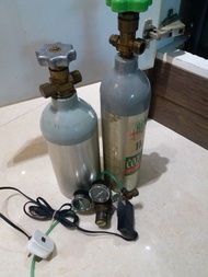 水草CO2鋼瓶 減壓閥 電磁閥一套，( 兩個氣樽)