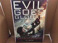 ㊣~所羅門裝備網~㊣ 蜜拉 喬娃維琪 Milla Jovovich 惡靈古堡 簽名照(附原出廠公司認證書)