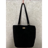 Genuine Leather Bag Second Hand Louis Feraud Brand Condition Has Signs Of Use. There Are 2 Compartme