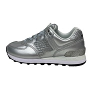 NEW BALANCE WL574NRI 經典法蘭絨運動鞋，銀色，22厘米