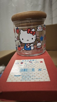 Sanrio Hello Kitty 玻璃儲物罐 木蓋