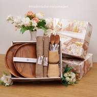 Dekayu - Loko Hampers | Wedding Hampers | Birthday Gifts | GRADUATION Gift