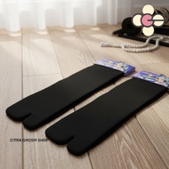 Adult women's two-finger stocking socks plain black Muslim women's thumb socks Art 2856