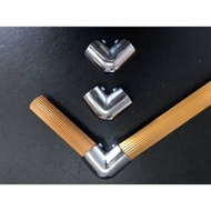 L-shaped curtain roller rod connection