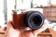 (มือสอง )กล้อง fujifilm xa10 + 27f2.8 พร้อมใช้เต็มระบบ