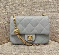 特價⭐Chanel 24p 愛心調節扣 方胖子 20cm 中號 灰色 荔枝牛皮 復古金 cf mini flap bag Grey 鏈條垂蓋手袋 迷你 ‖ 25k 26c 26p lp hobo 25