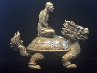 choi.2009泰國佛牌 屈麗定湯 龍婆了龍財龜 供奉型