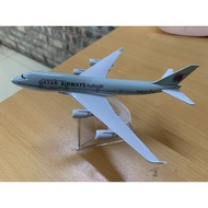 Qatar b747 aircraft model 16cm