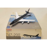 Veyron DW Passenger Aircraft 1/400 Jordan Royal Airlines 747-200 Black Standard Coating, Registered 