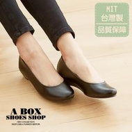 格子舖＊【AW400】MIT台灣製 上班族繽紛舒適柔軟坡跟素色包鞋 走路鞋 娃娃鞋 3色