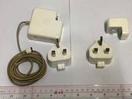 $100全部 二手真品 原裝 Apple 60W macbook 電腦 充電器 USB 叉電 香港插頭