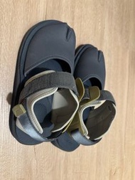 suicoke x goopimade 兩趾涼鞋