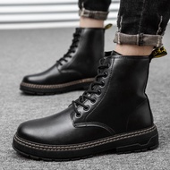 【READY STOCK】2021 Martin Boots High Top Fashion Boots New Military Boots British Style Black Men's Leather Boots