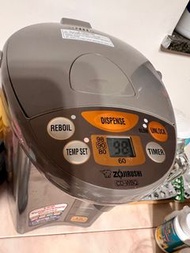 象印ZOJJRUSHI 電熱水瓶
