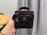 Chanel黑色mini小方盒 有handle Vanity Case