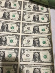一套32張美金連體鈔，售價1800