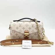 LV 沙丘色mini郵差鏈條手提肩背斜背包 芯片款 21.5*13*6 98新配件塵袋
