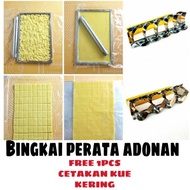 Cookie dough leveling frame