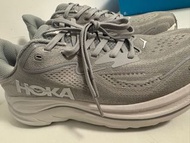 (42).淺灰HOKA Clifton 10 慢跑鞋