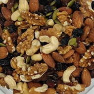 MIXED NUTS 7NUTS MIXED TOGETHER DELICIOUS