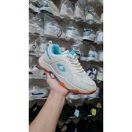 Astec badminton/tennis DJ shoes size 40