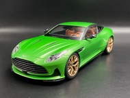 Xiaoguang 1: 18 Aston Martin DB12 Aston Martin Alloy Full Open Car Model Green Out of Print Car Mode