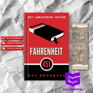 Fahrenheit 451 Ray Bradbury Paperback (English)