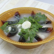 Fresh To Go - 皮蛋馬蹄芫茜鍋 (湯底) #即用#火鍋#打邊爐