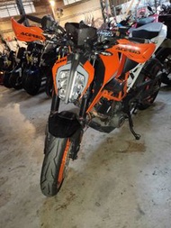 KTM duke390