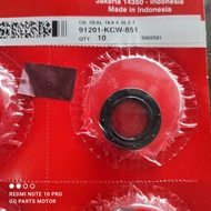 91201-KCW-851 Oil Seal 19.8X30X7 Crankshaft Seal Right Magnet Seal ORIGINAL Honda Vario 110 CW Old C