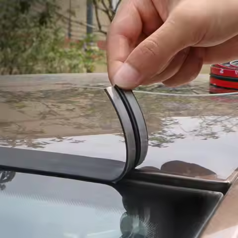 Rubber Car Seals Edge Sealing Strips for BMW 530d 130i 330e M235i X4 X2 X3 530i 128i i8