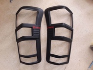 ครอบไฟท้าย Isuzu d-max สีดำด้าน ใส่ปี 2012-2019