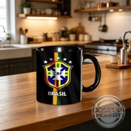 Brazil Carbon Fiber Mug Black Base with Vertical Stripes Central CBF Crest & "BRASIL" Text - Modern 
