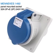 MENNEKES 1492 , PANEL MOUNTED SOCKET IP44 ,32A 2P+E (3P) 240V 9H BLUE