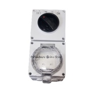 SBE 13Amp Weatherproof 3Pin Switch Socket Outlet With Isolator