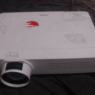Sanyo XU301三洋投影機(有問題)