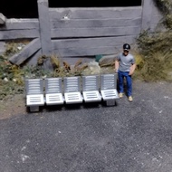 Platform Bench - Waiting Chair Bench Scale 1/64 - Diorama Accessories 64