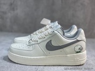 全新 Nike sneakers男女情侶款悠閒鞋波鞋運動鞋休閒鞋鞋子sport shoes sportty wearing出街返工返學輕便舒服鞋生日禮物送禮節日禮物birthday gifts 輕跑鞋