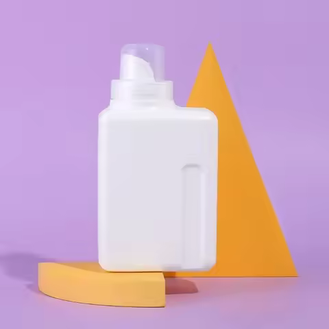 White Empty Dispenser Laundry Detergent Bottle Container With Vertical Grooved Handle for Water Soap