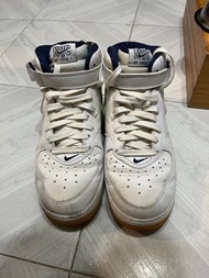 （輕度使用）Air Force 1 Mid Jewel QS NYC - Yankees 運動鞋