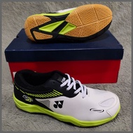 Price Yonex BADMINTON SPORTS SHOES. Badminton Shoes. Batminton Shoes. Badminton SPORT SHOES.