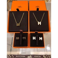 Genuine Hermes Hermes Necklace Female H Letter Enamel pop Clavicle Chain Male Pendant Couple Rose Go