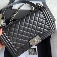 Chanel 香奈兒 leboy 包包/中號/黑銀荔枝皮/保卡款/99新美品